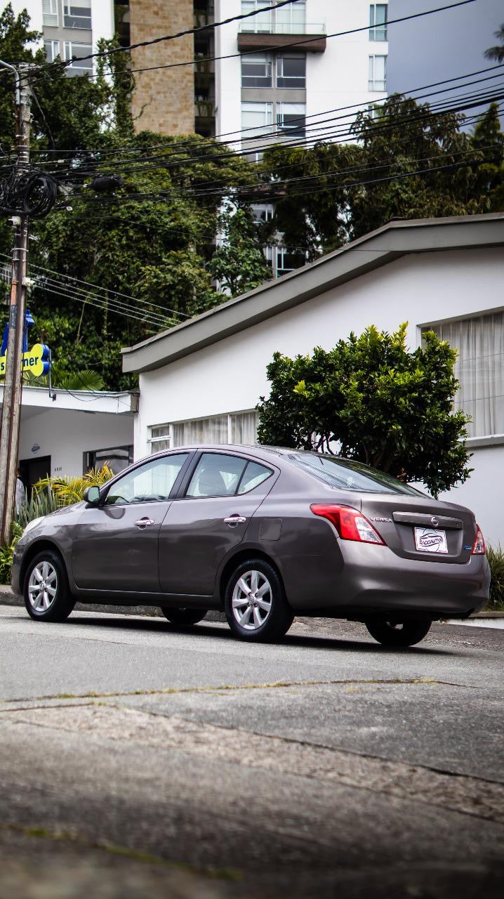 NISSAN VERSA 1.6 ADVANCE 2013 MECÁNICO
