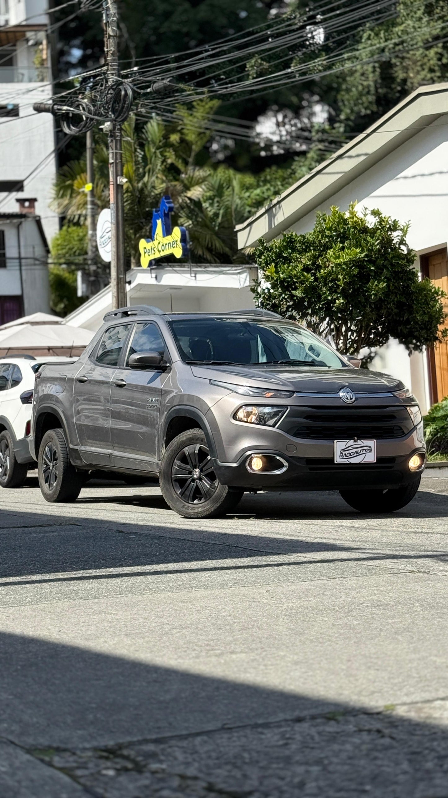 RAM BIGHORN 4x2 GASOLINA 2020 AUTOMÁTICA
