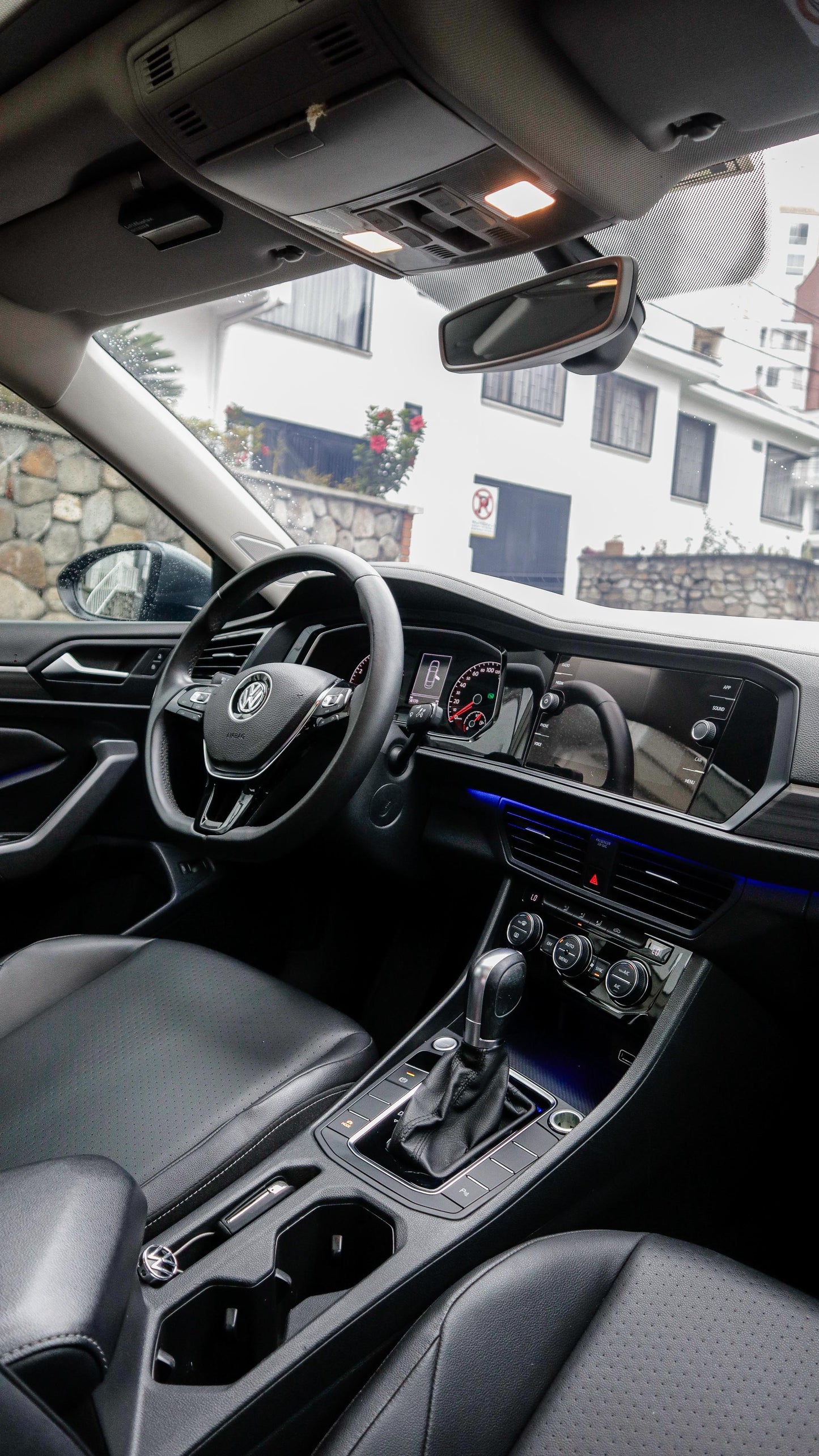 VOLKSWAGEN JETTA HIGHLINE TSI 1.4 2019 AUTOMÁTICO