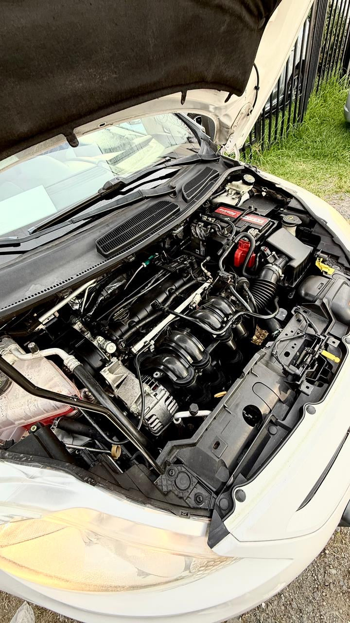 FORD FIESTA TITANIUM HATCHBACK 1.6 2013 AUTOMÁTICO