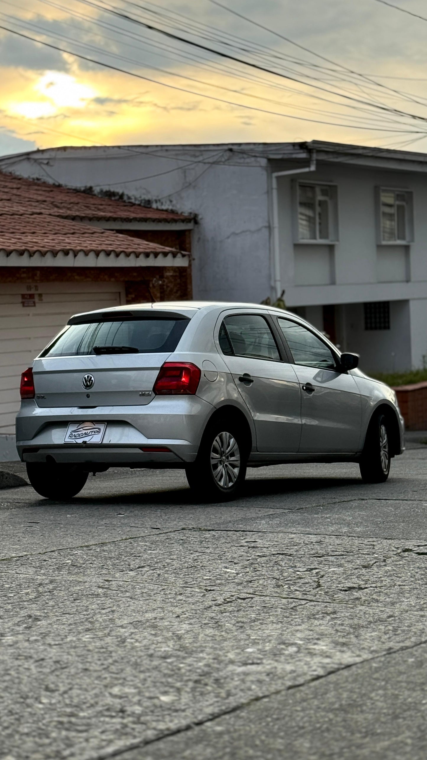 VOLKSWAGEN GOL TRENDLINE 1.6 2018 MECÁNICO