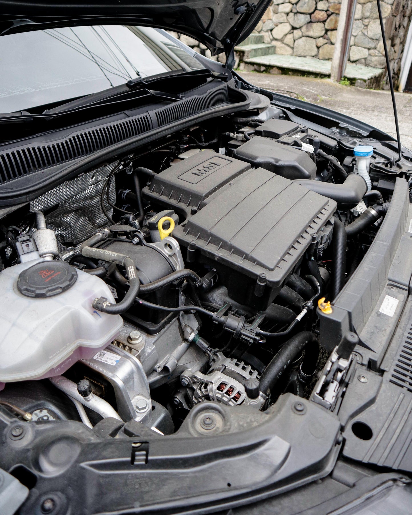 VOLKSWAGEN POLO TRACK 1.6 2024 MECÁNICO