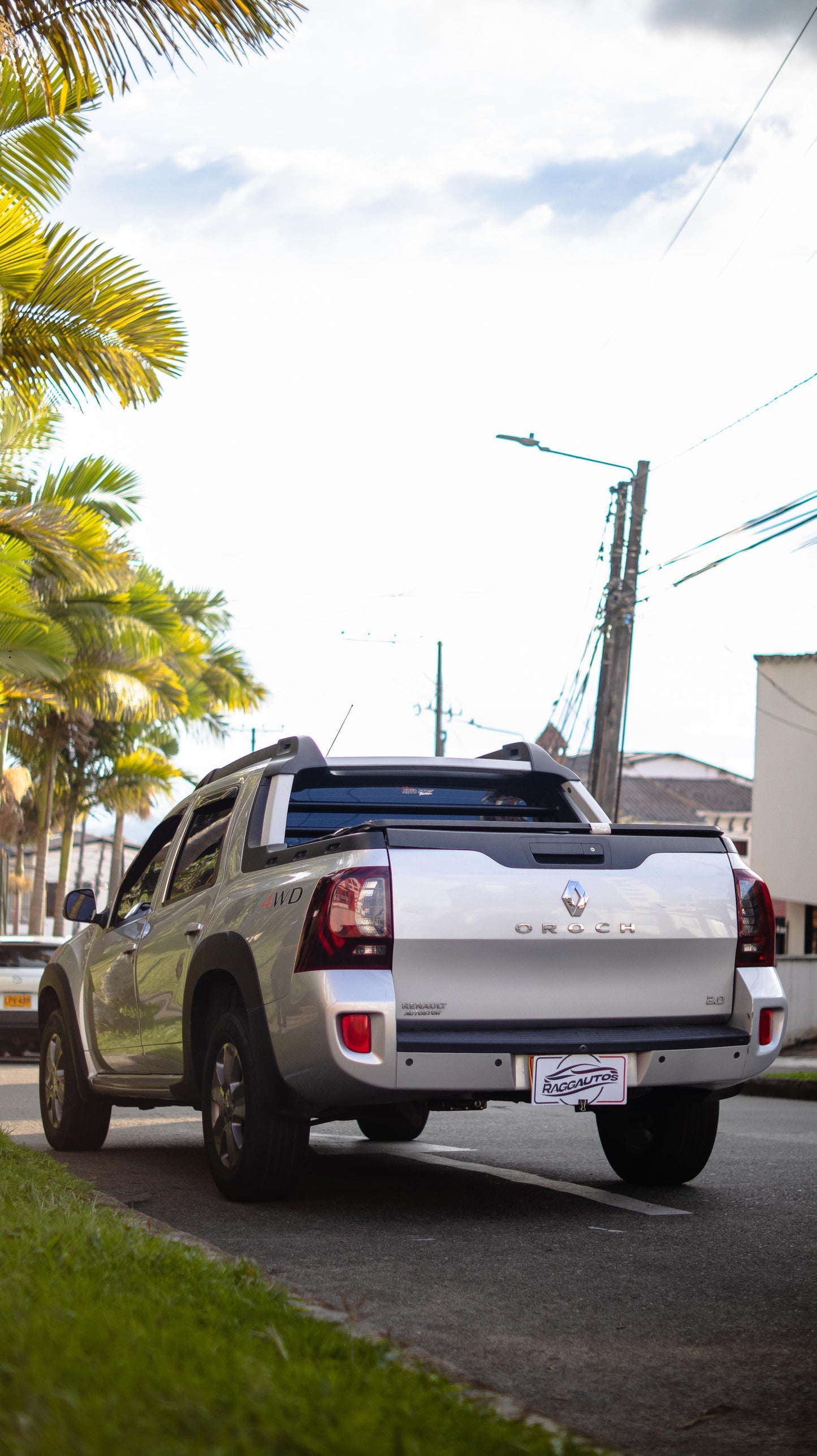 RENAULT DUSTER OROCH INTENSE 2.0 4x4 AWD 2020 MECÁNICA