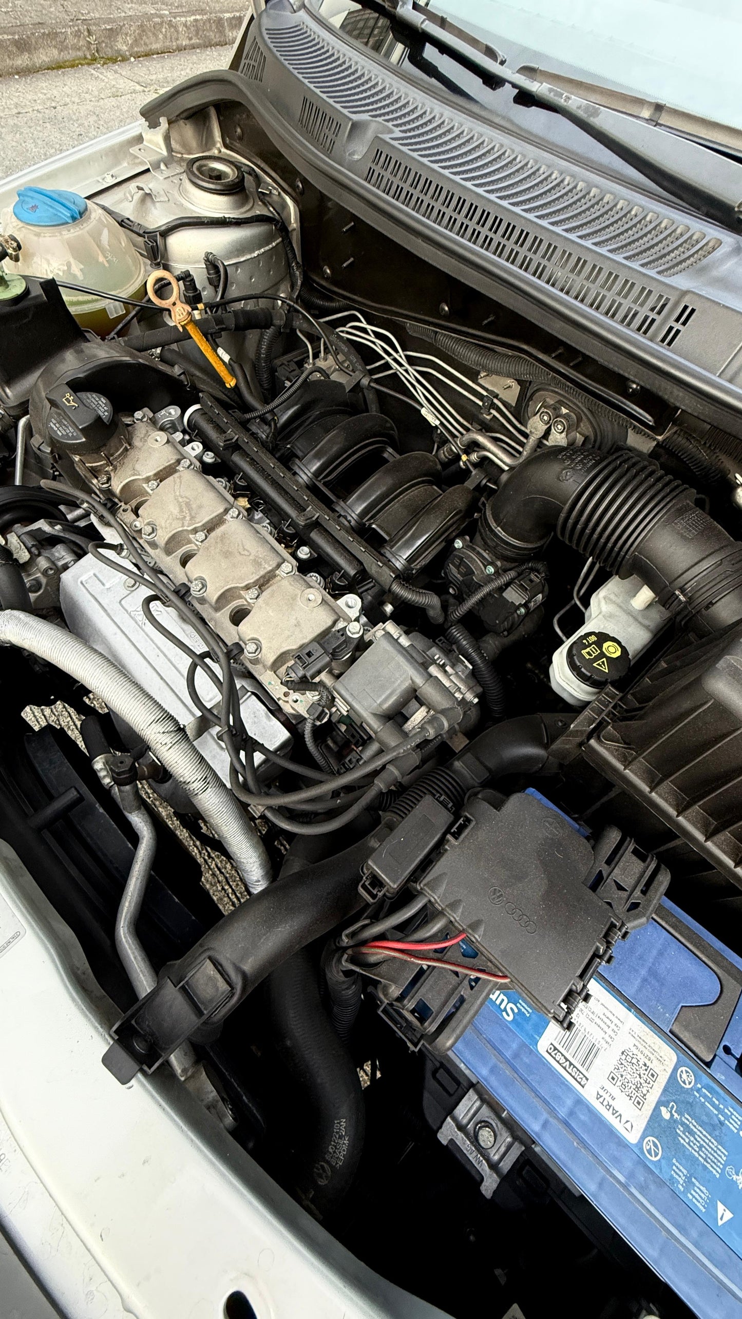 VOLKSWAGEN GOL TRENDLINE 1.6 2018 MECÁNICO