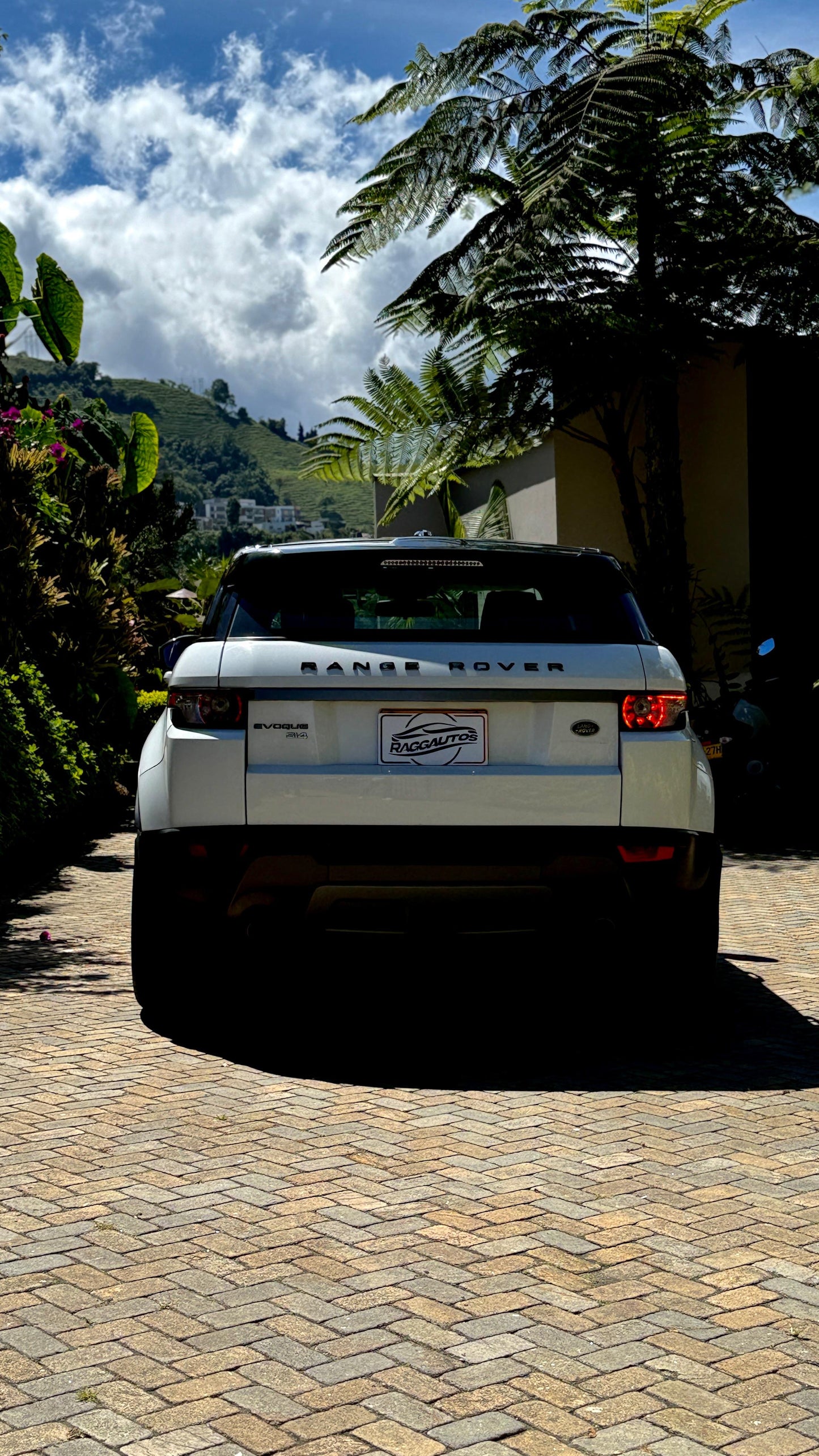 RANGE ROVER EVOQUE 2.0 TURBO PURE SI4 2015 AUTOMÁTICA