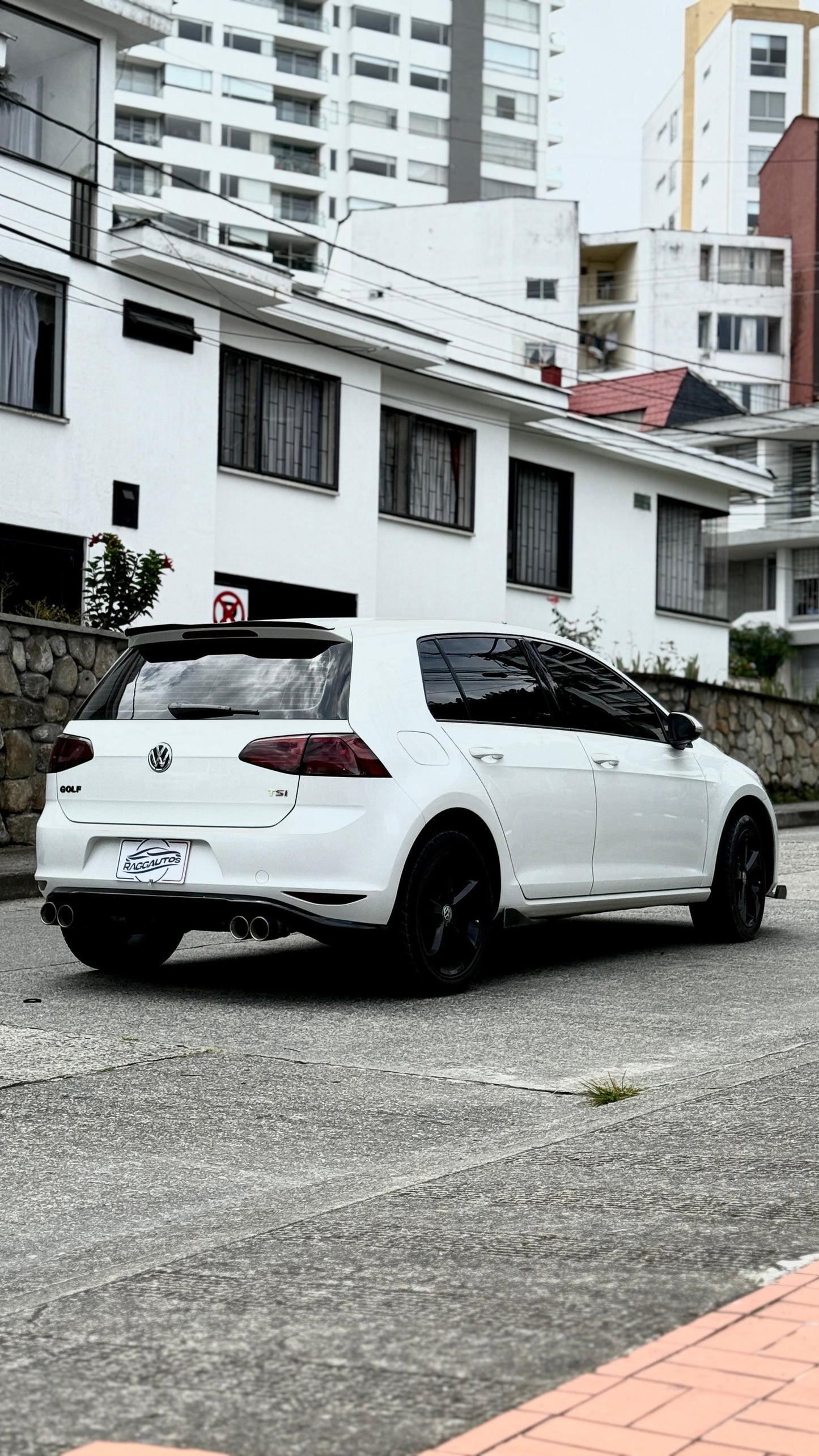 VOLKSWAGEN GOLF TSI 1.4 TURBO 2017 MECÁNICO