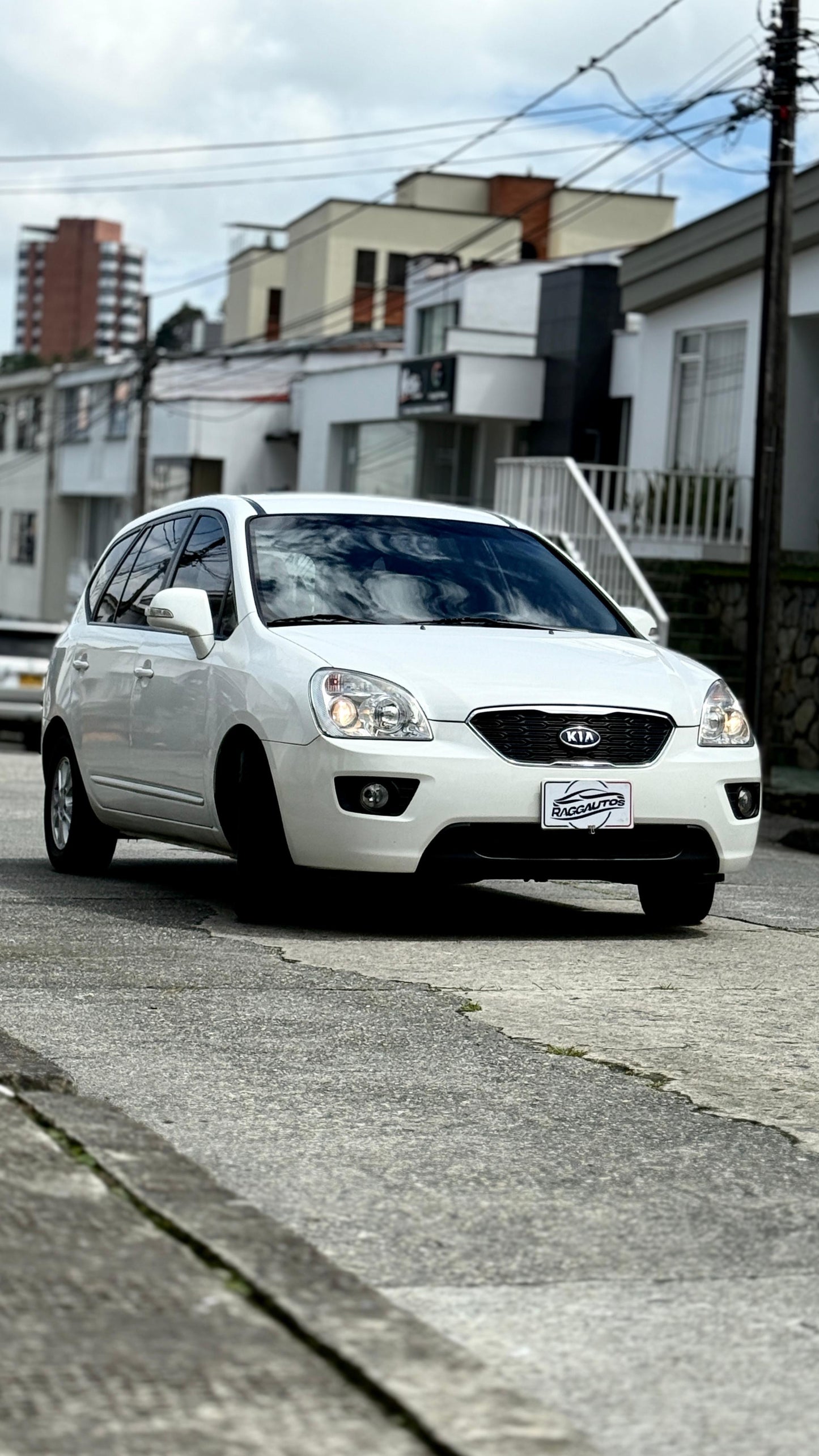 KIA CARENS RONDO 2.0 GASOLINA 2013 MECÁNICA