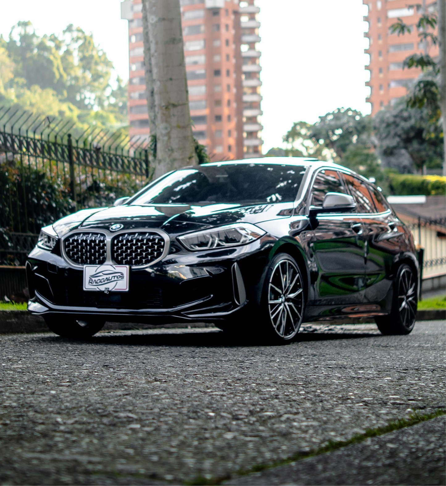 BMW 135i XDRIVE 2.0 TURBO PAQUETE M 2023 AUTOMÁTICO