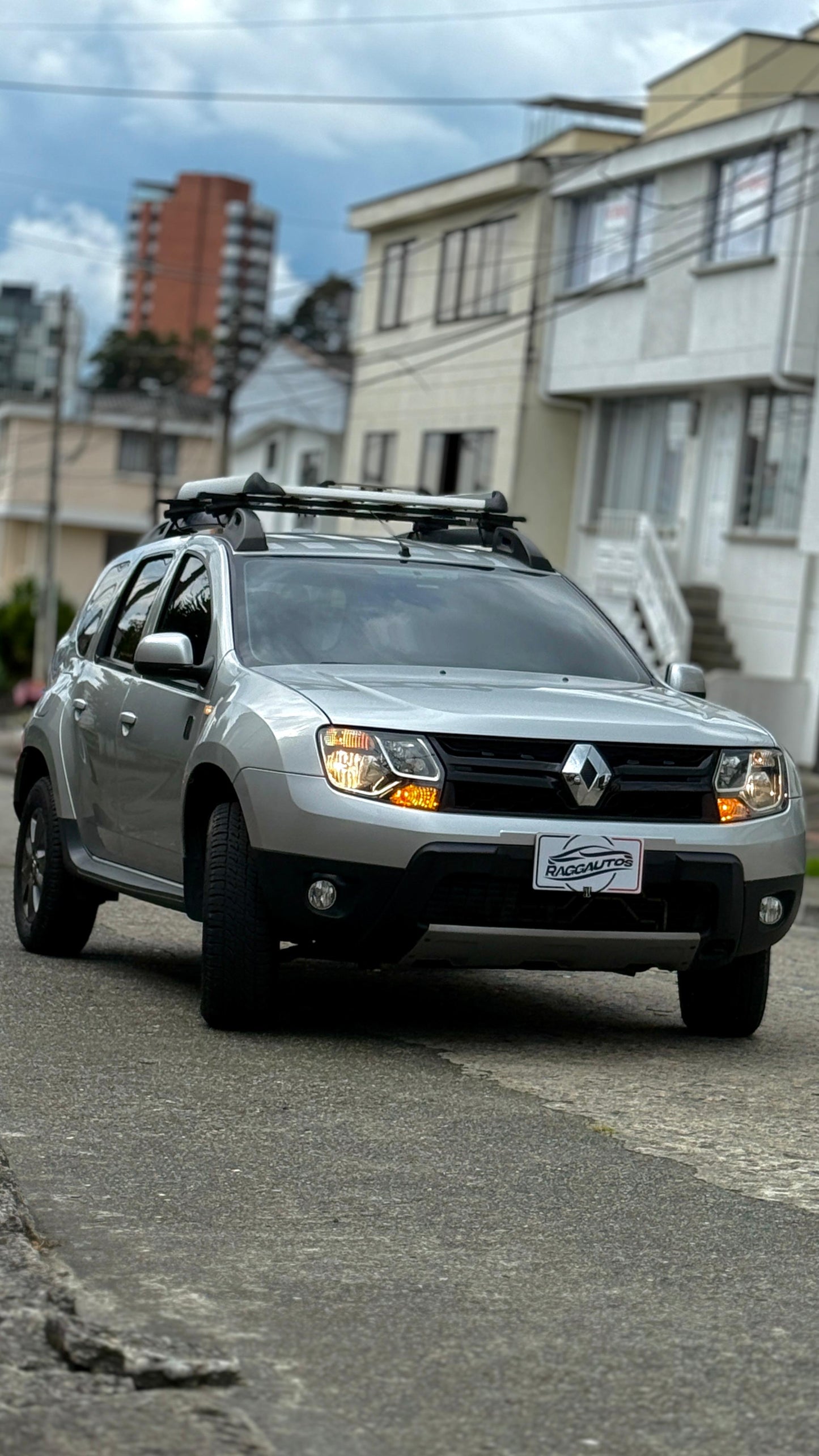 RENAULT DUSTER 2.0 50 AÑOS 4x4 GASOLINA 2020 MECÁNICA