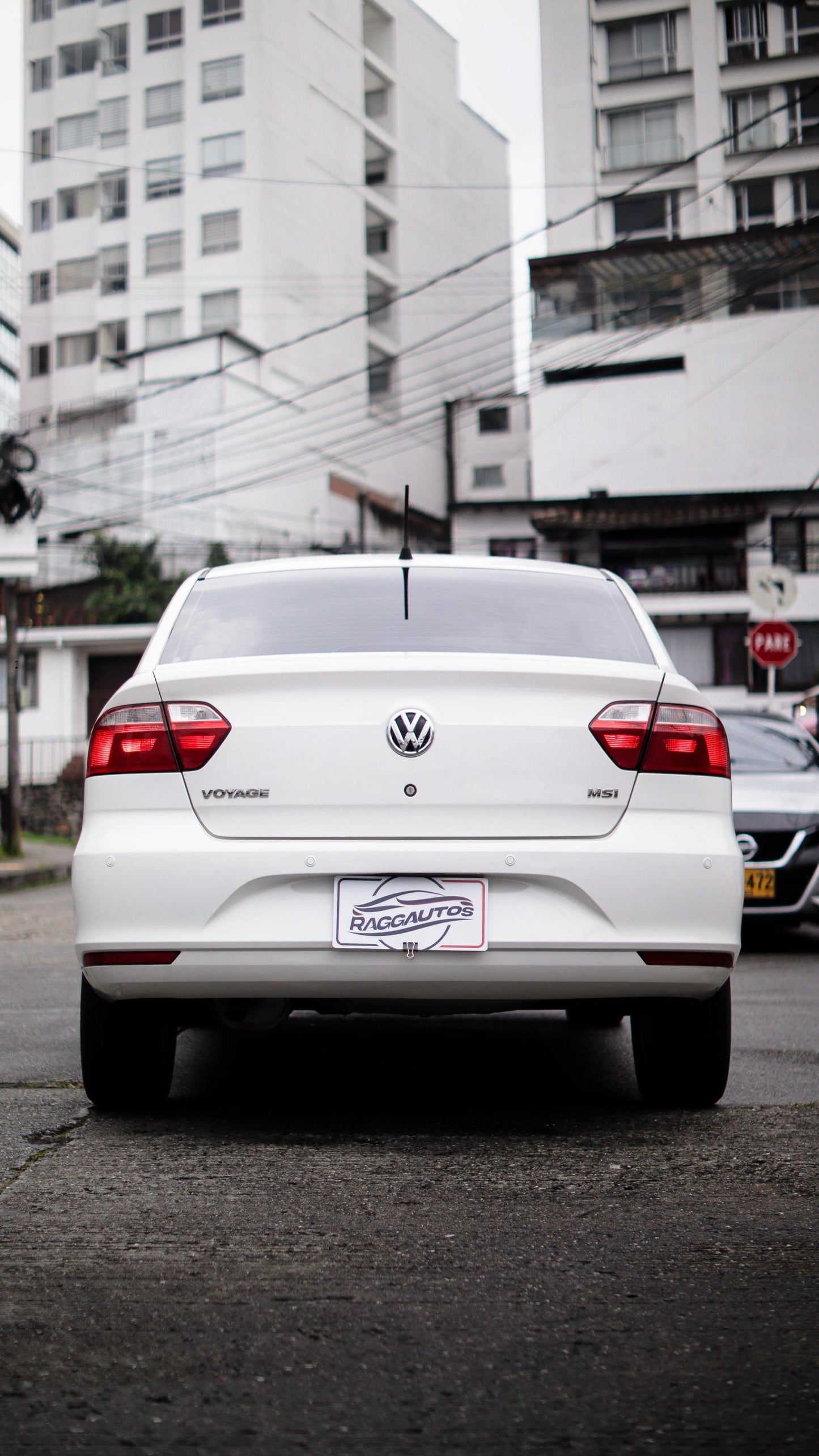 VOLKSWAGEN VOYAGE 1.6 COMFORTLINE 2016 MECÁNICO