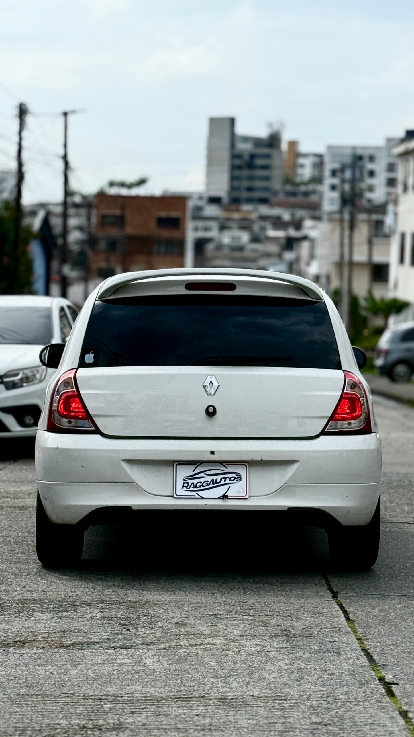 RENAULT CLIO STYLE 1.2 2016 MECÁNICO