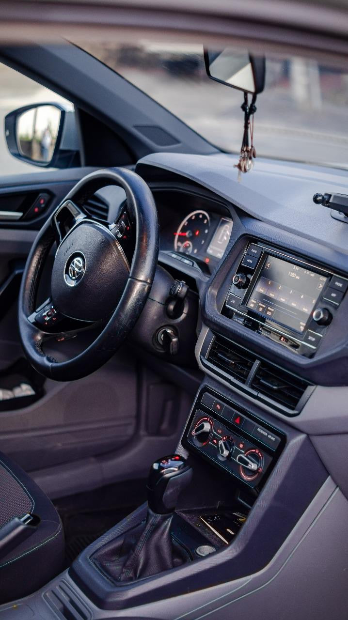 VOLKSWAGEN T CROSS TRENDLINE 2020 AUTOMÁTICA