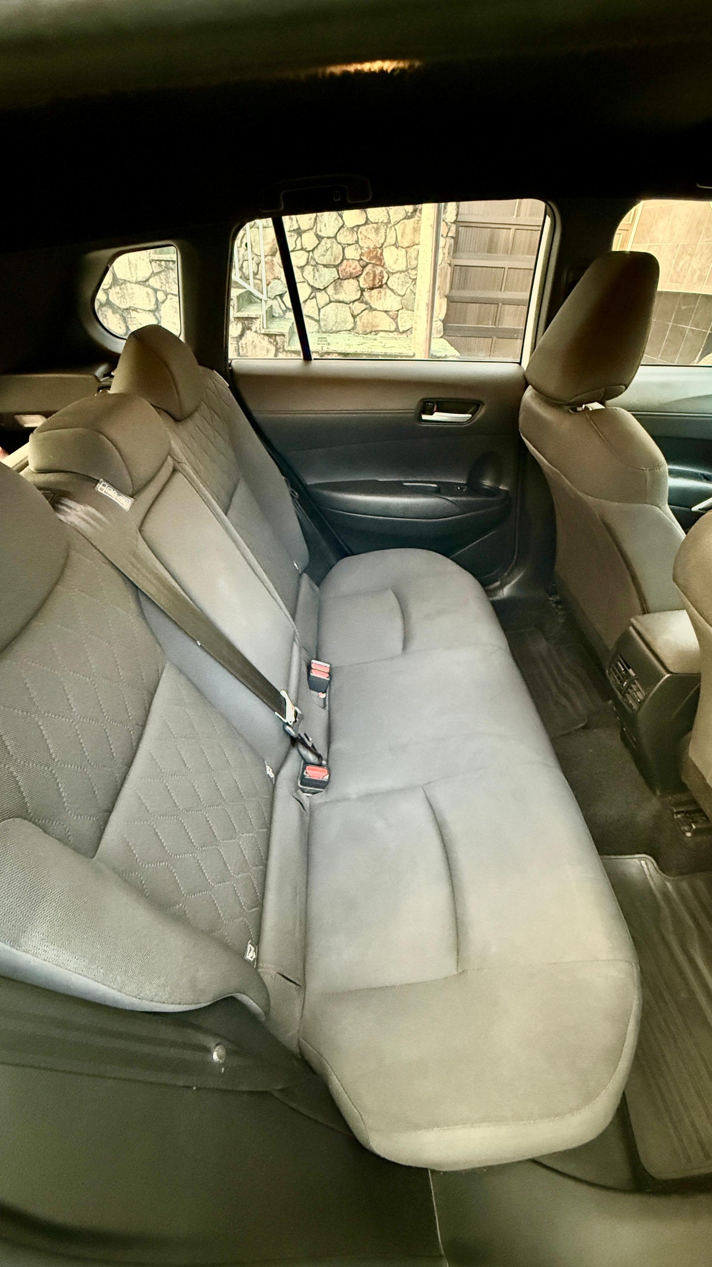 TOYOTA COROLLA CROSS XE-i 1.8 HYBRID 2023 AUTOMÁTICA