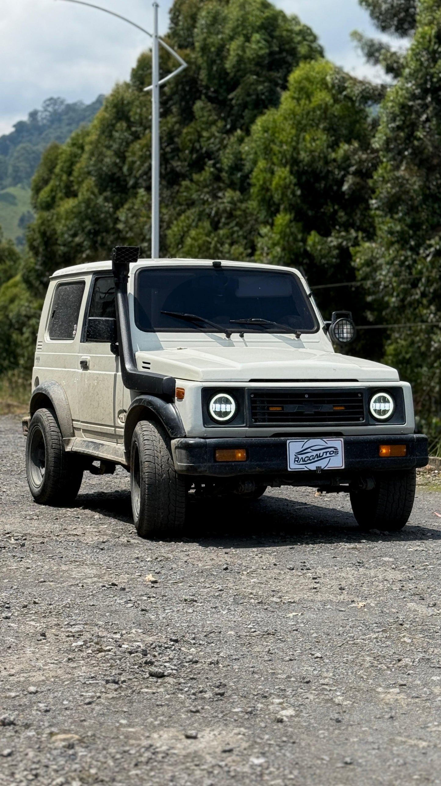 SUZUKI SAMURAI SJ413Q 1.3 GASOLINA 4x4 CON BAJO 1994 MECÁNICA