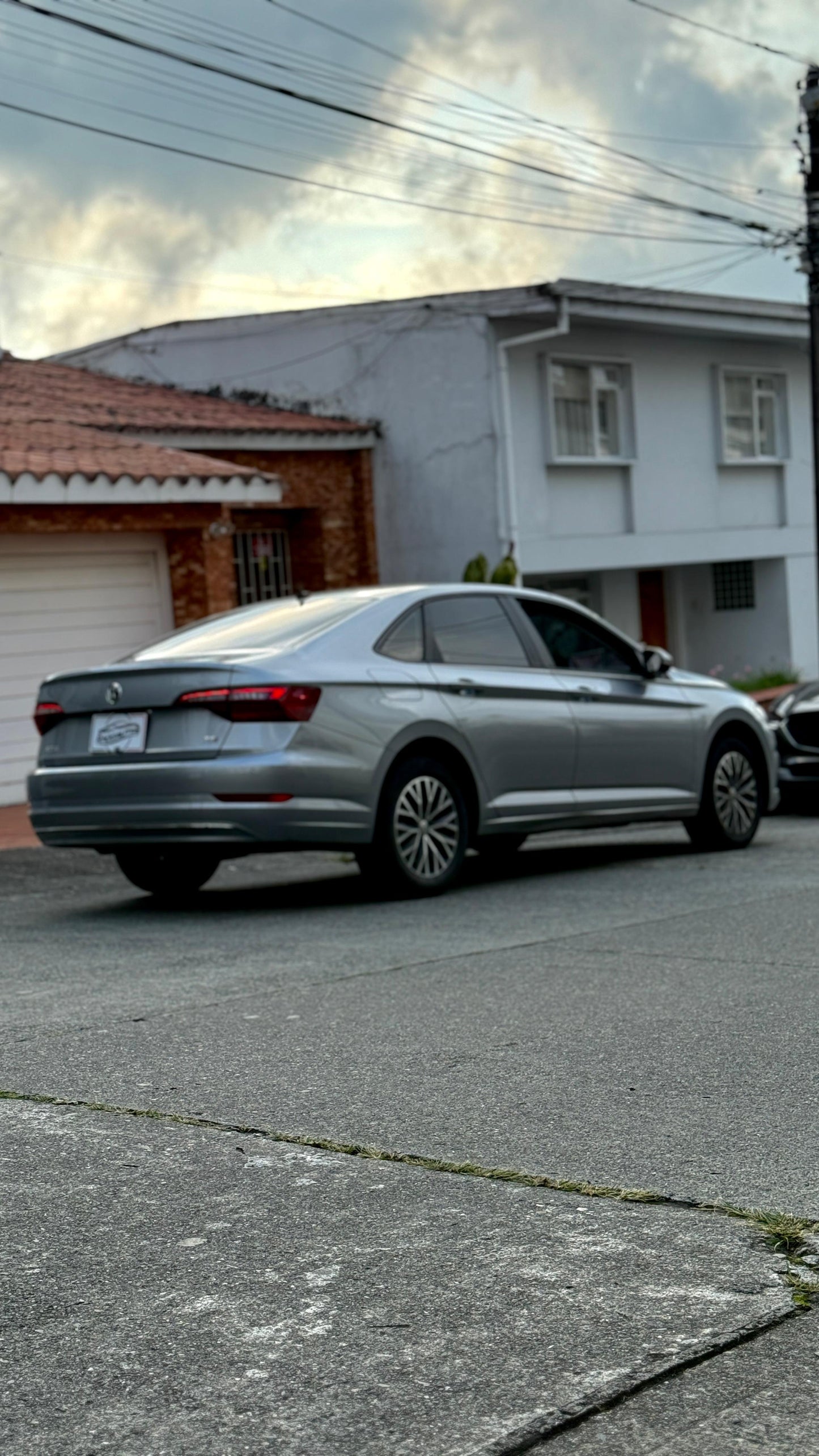 VOLKSWAGEN JETTA COMFORTLINE TSI 1.4 TURBO 2020 AUTOMÁTICO