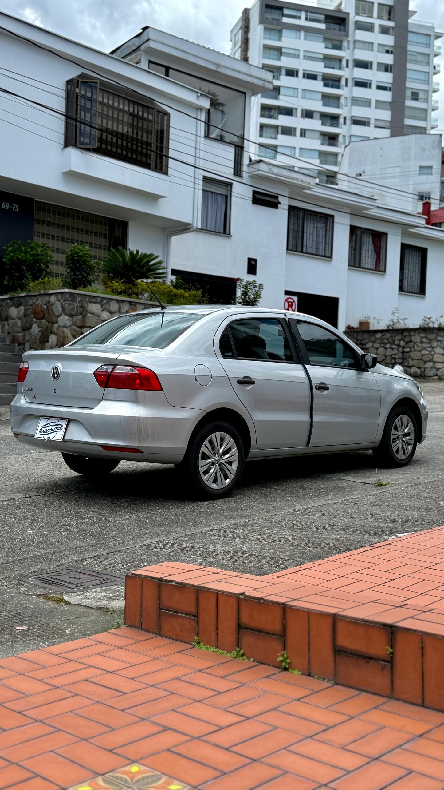VOLKSWAGEN VOYAGE TRENDLINE 1.6 2022 MECÁNICO