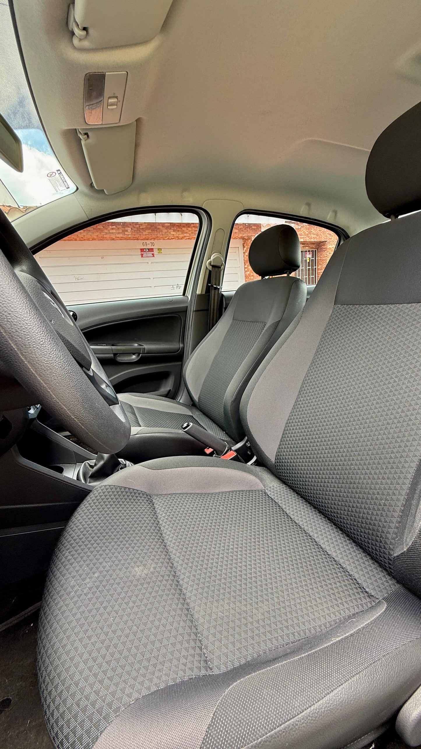VOLKSWAGEN VOYAGE TRENDLINE 1.6 2022 MECÁNICO