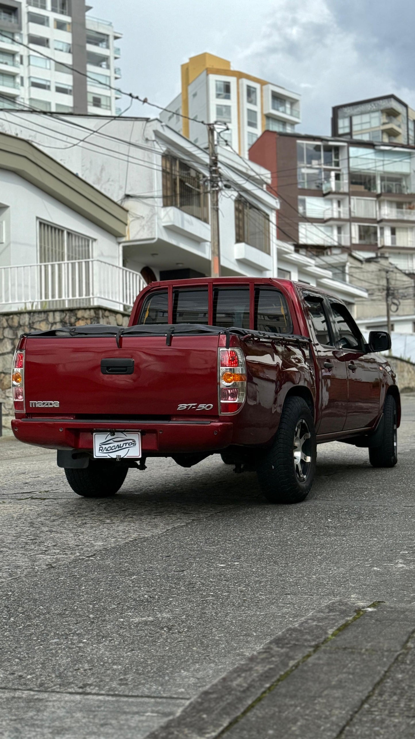 MAZDA BT50 2.2 GASOLINA 4x2 2014 MECÁNICA