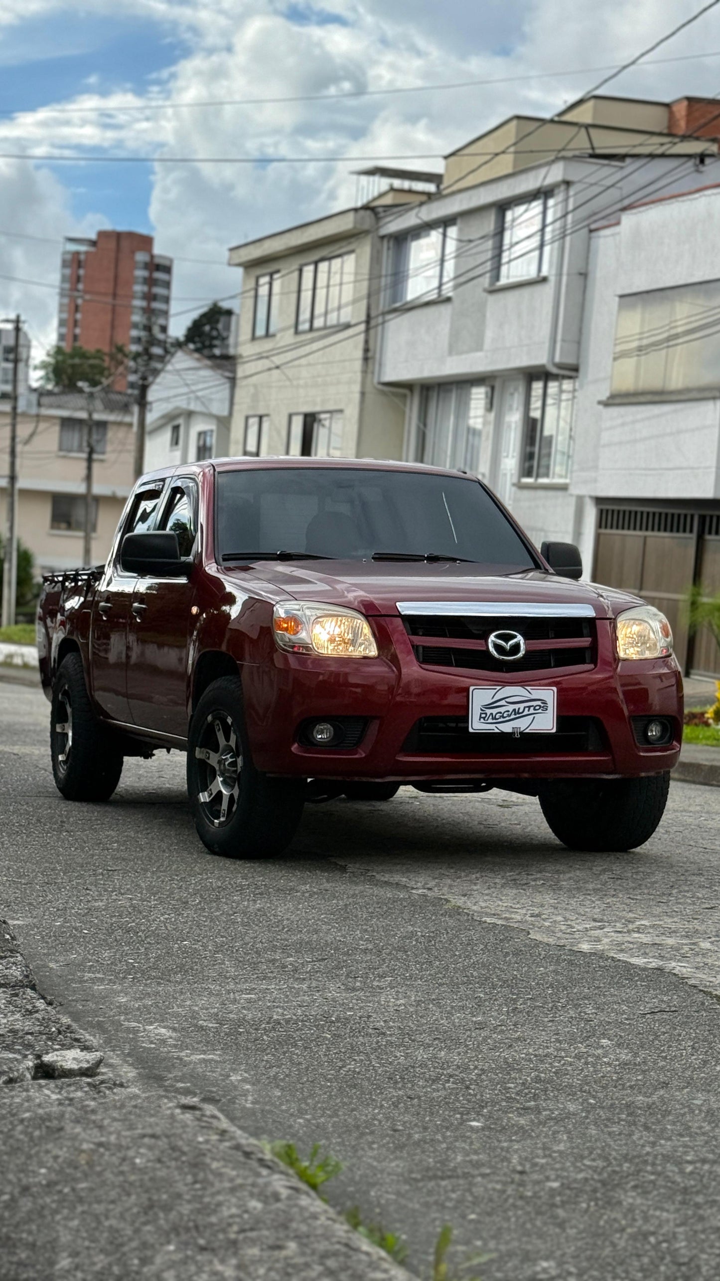 MAZDA BT50 2.2 GASOLINA 4x2 2014 MECÁNICA