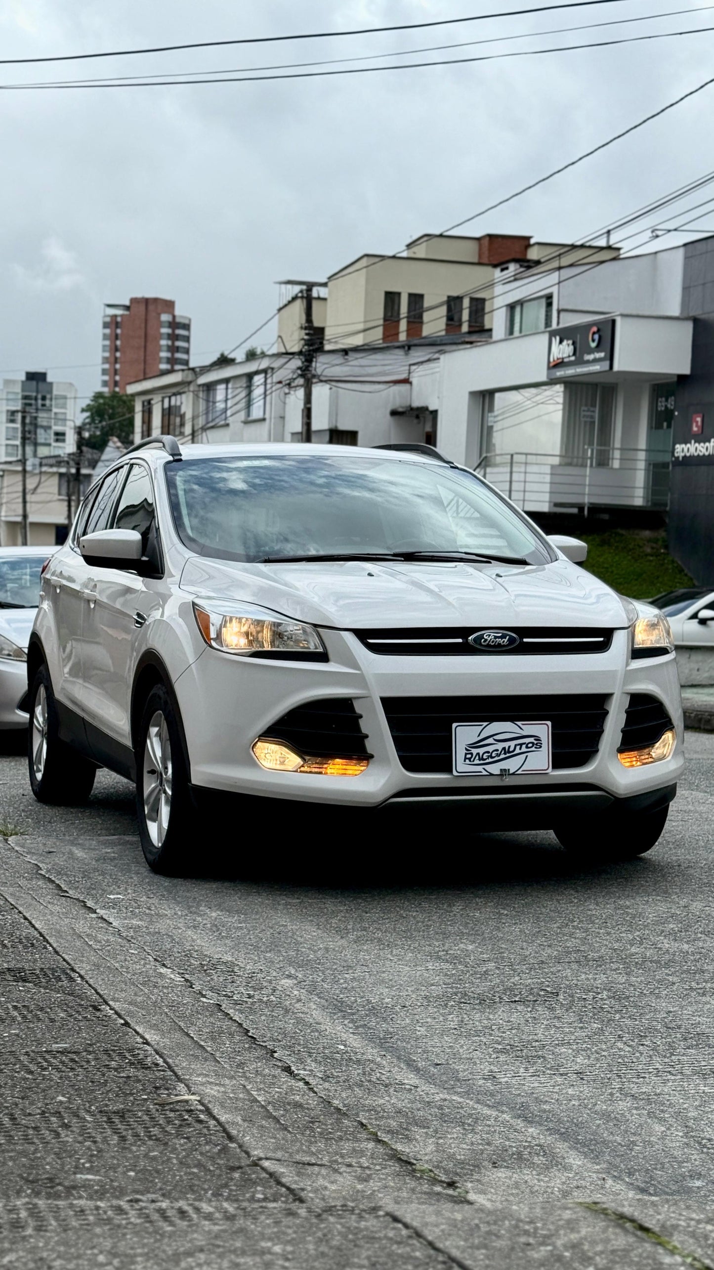 FORD ESCAPE SE 2.0 TURBO ECOBOOST GASOLINA 4x4 2015 AUTOMÁTICA