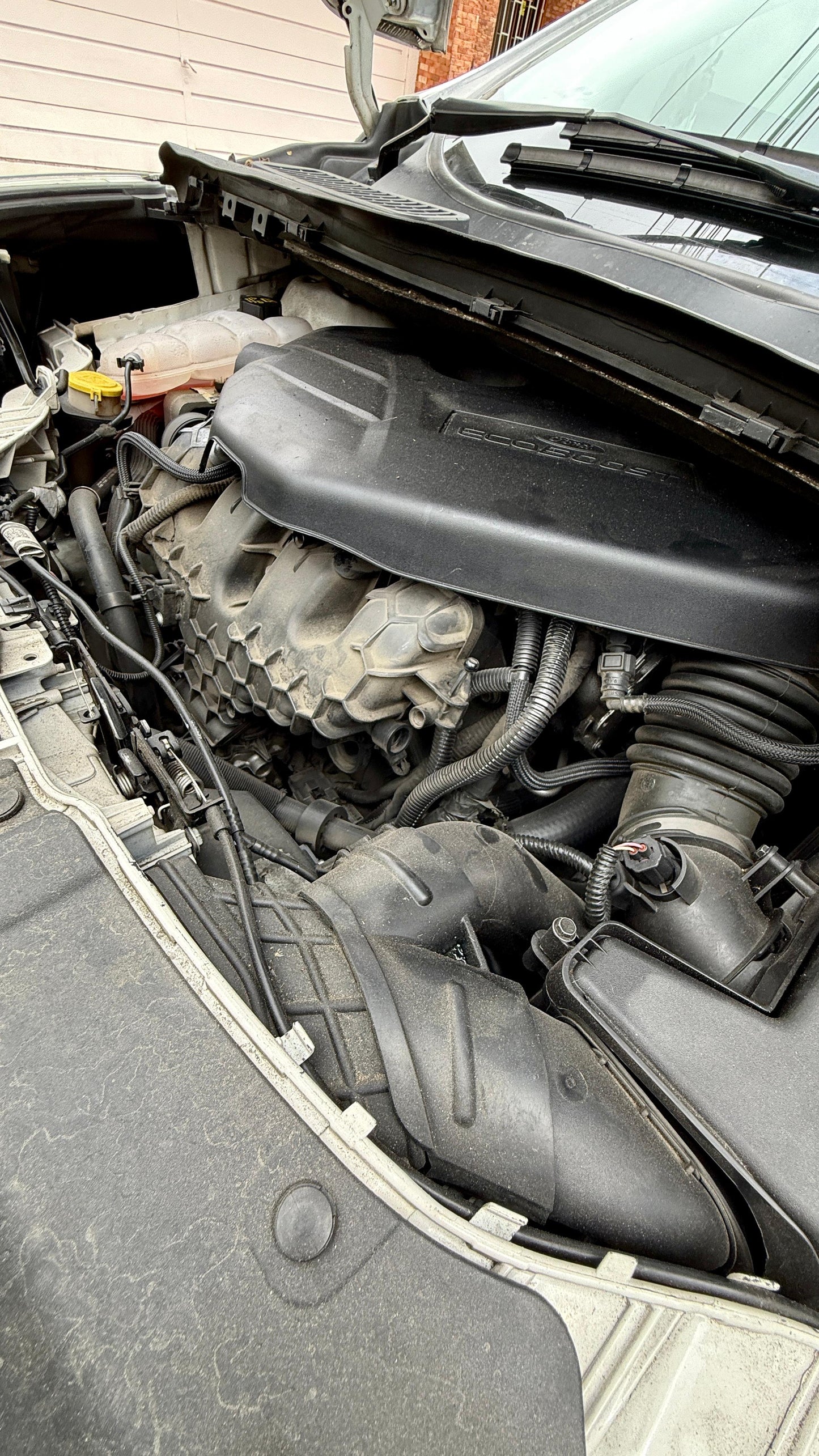 FORD ESCAPE SE 2.0 TURBO ECOBOOST GASOLINA 4x4 2015 AUTOMÁTICA