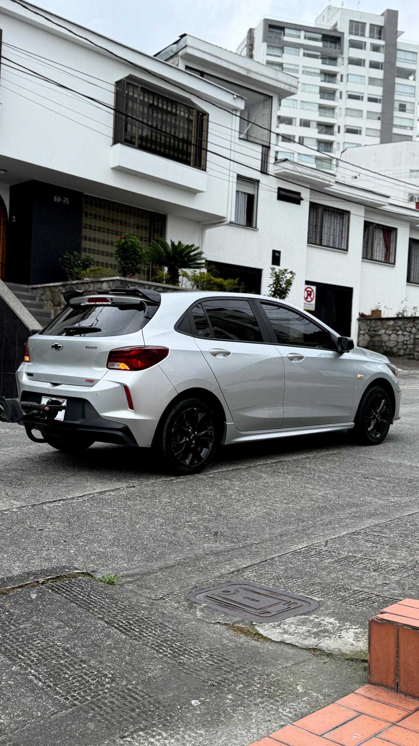 CHEVROLET ONIX RS 1.0 TURBO 2023 MECÁNICO