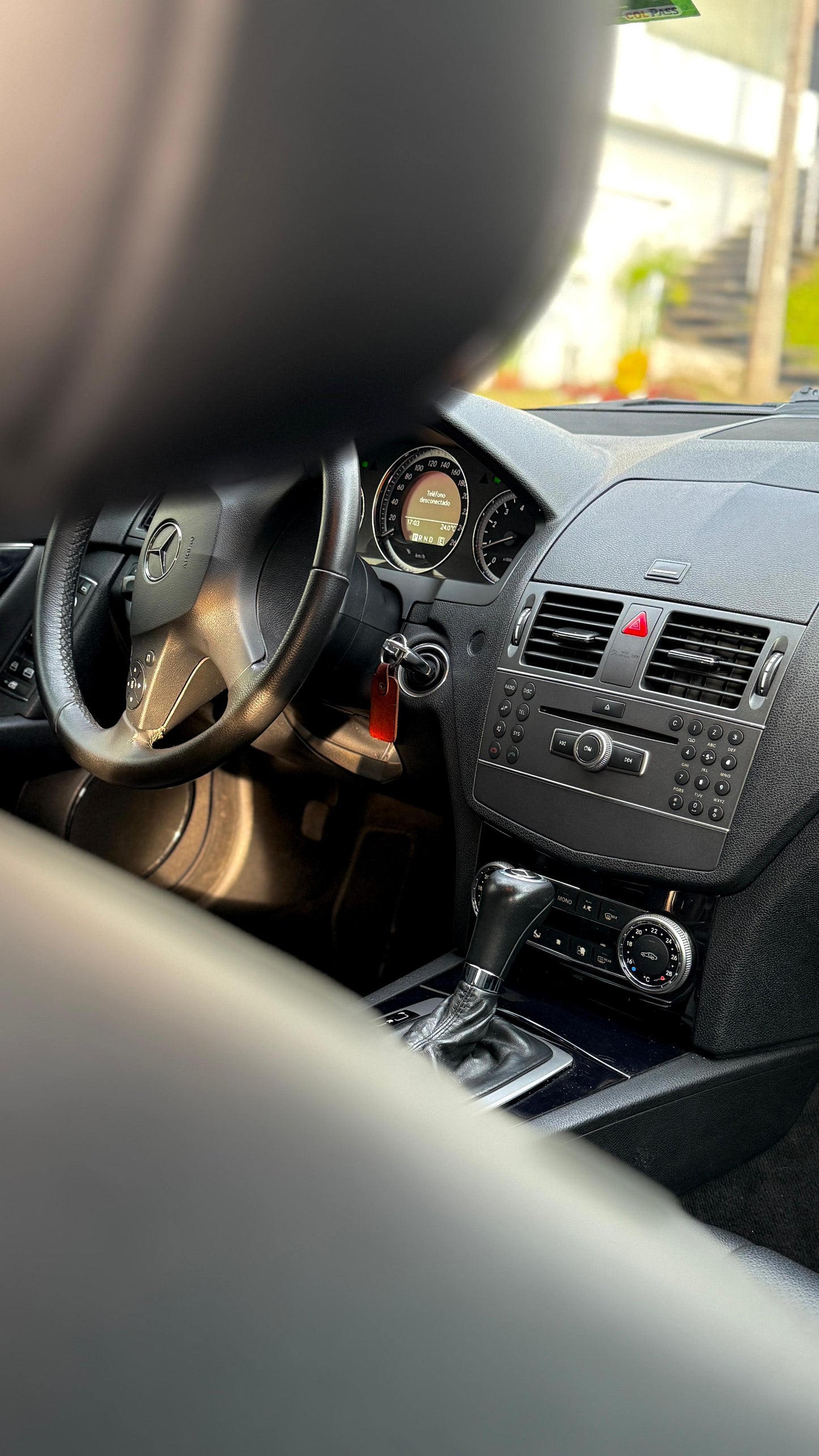 MERCEDES BENZ C180 CGI 1.8 TURBO GASOLINA 2011 AUTOMÁTICO