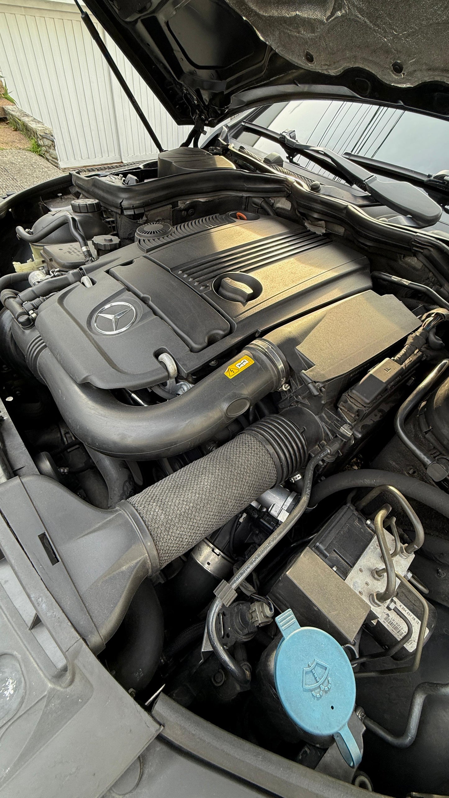 MERCEDES BENZ C180 CGI 1.8 TURBO GASOLINA 2011 AUTOMÁTICO