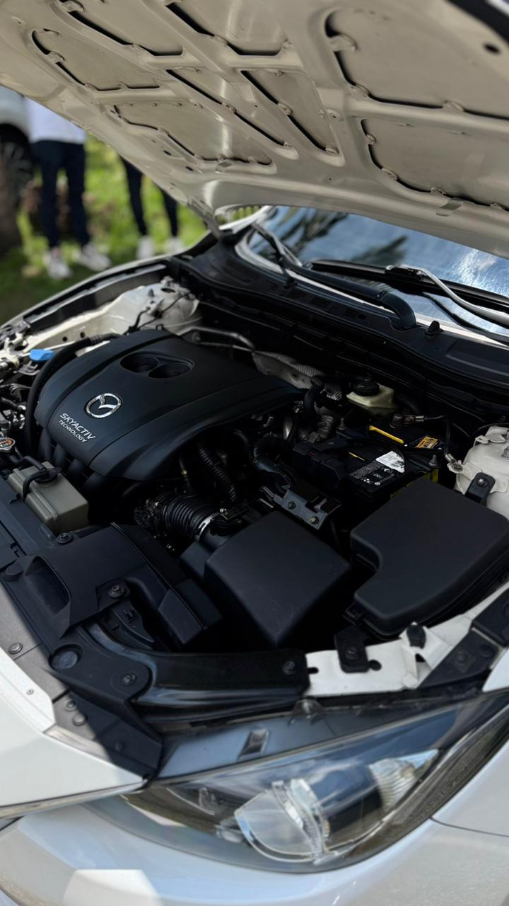 MAZDA 3 TOURING 2.0 SPORT 2017 AUTOMÁTICO