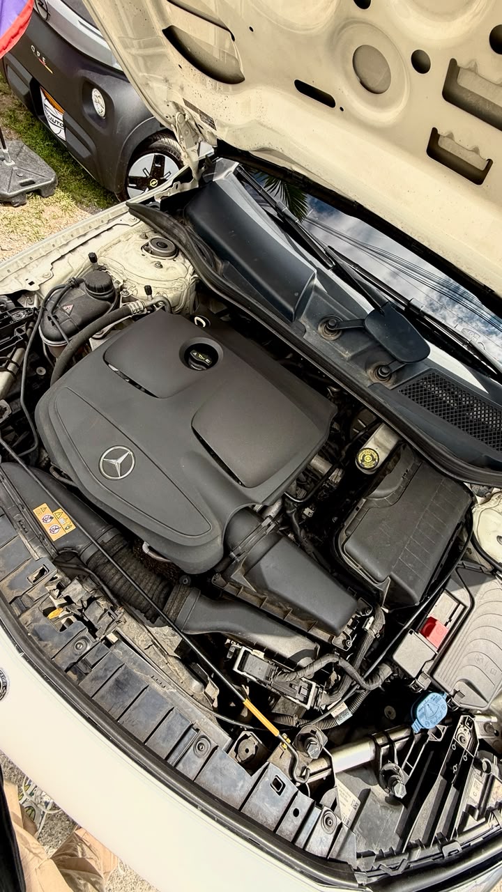 MERCEDES BENZ GLA200 1.6 TURBO 2020 AUTOMÁTICA