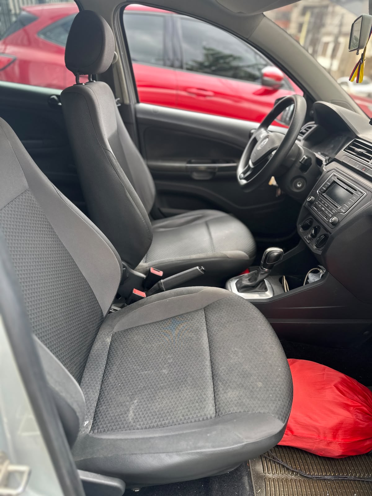 Volkswagen Gol Trendline Hatchback 1.6 Automatico modelo 2022