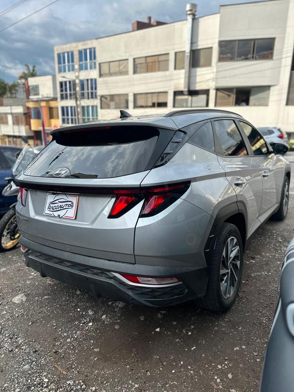Hyundai tucson 2.0 Automático modelo 2025