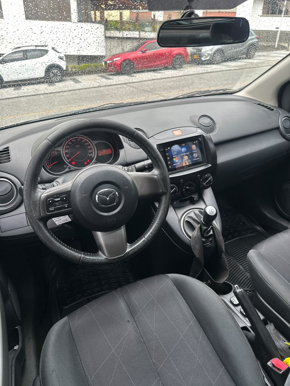 Mazda 2 1.5 2015 mecánico