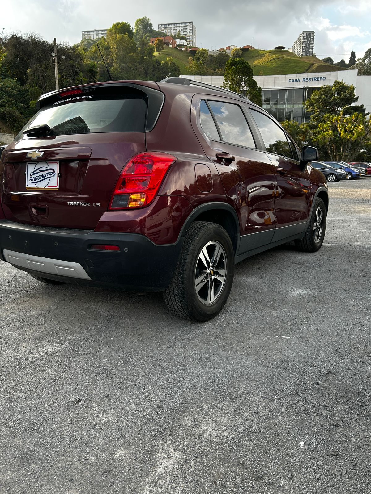 CHEVROLET TRACKER LS AT 2017 AUTOMÁTICA