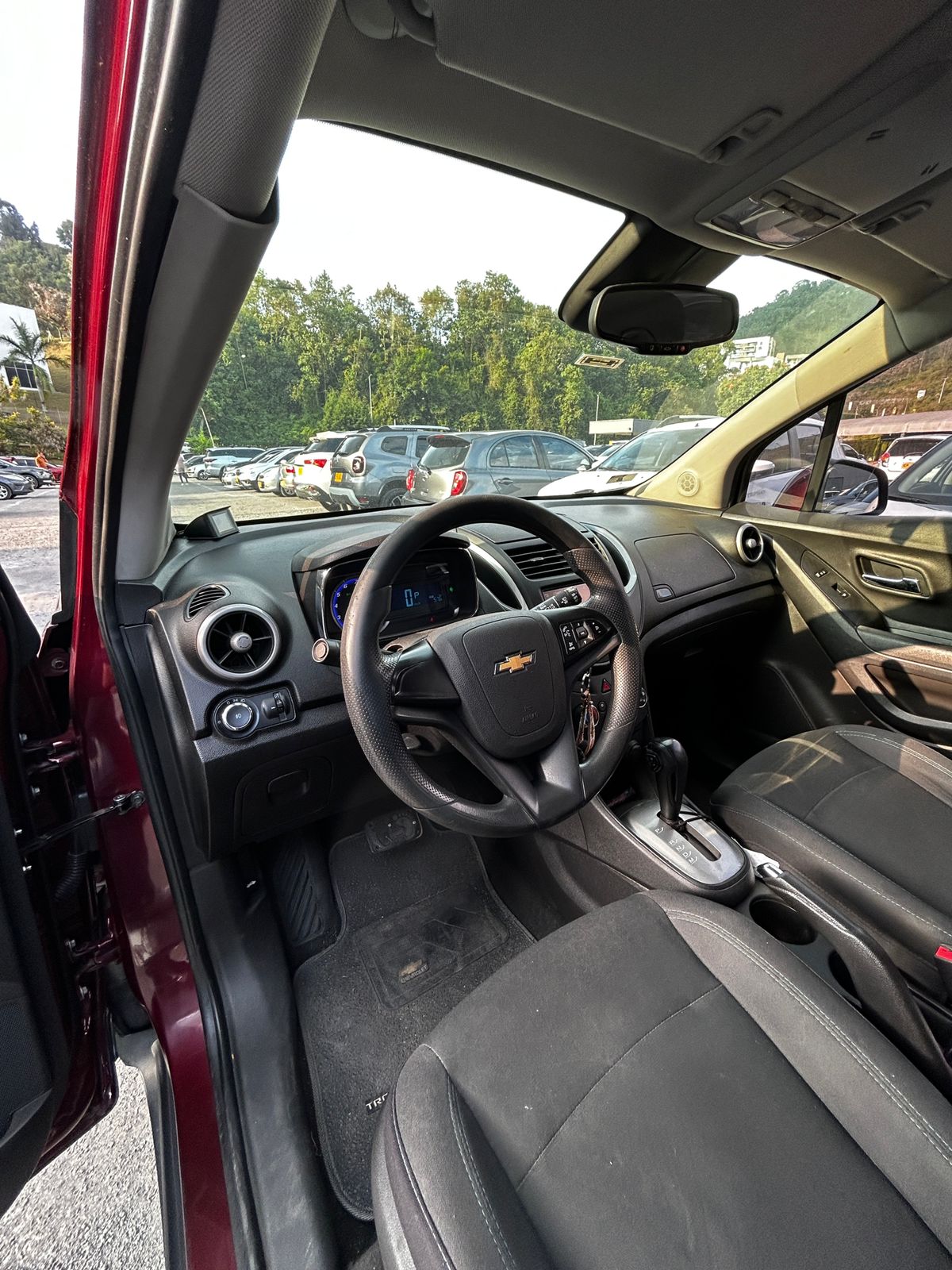 CHEVROLET TRACKER LS AT 2017 AUTOMÁTICA