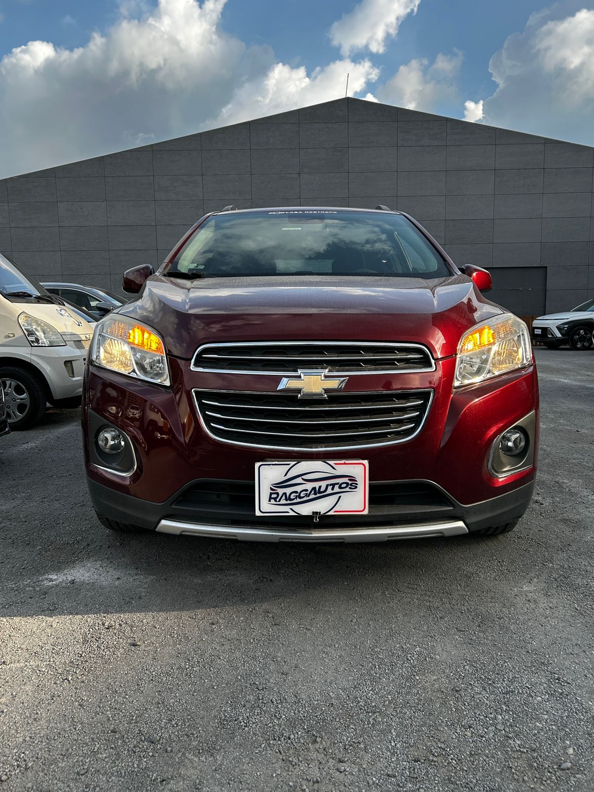CHEVROLET TRACKER LS AT 2017 AUTOMÁTICA