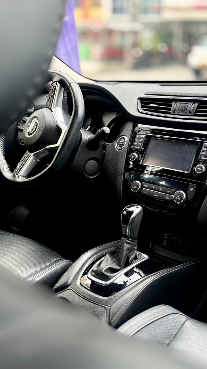NISSAN X-TRAIL T32 EXCLUSIVE 2.5 4x4 2018 AUTOMÁTICA