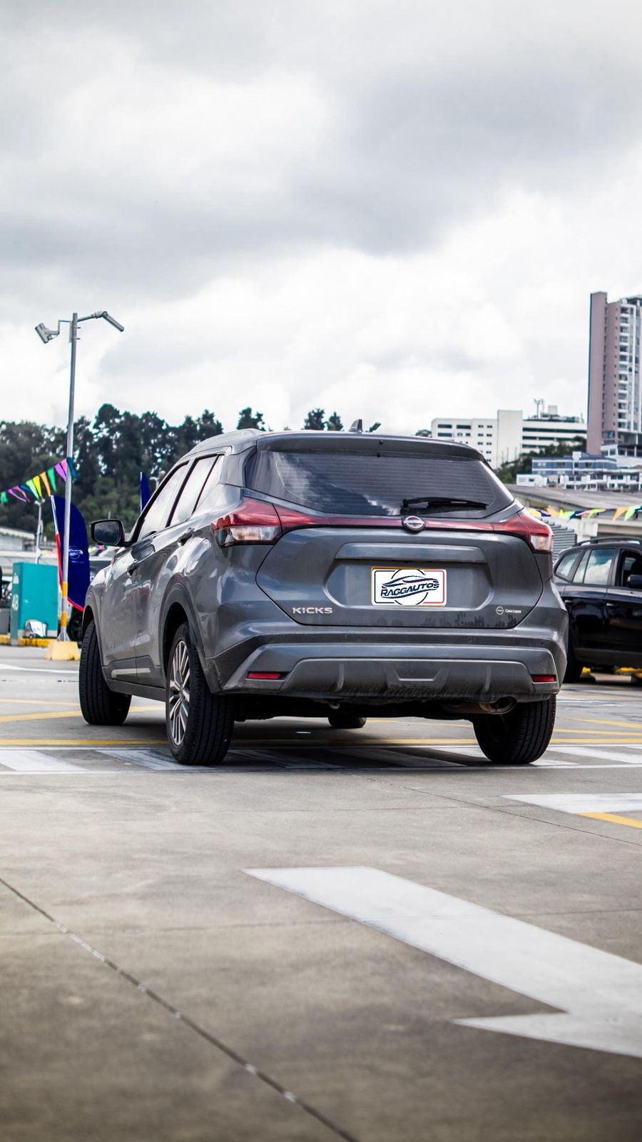 NISSAN KICKS EXCLUSIVE 1.6 2025 AUTOMÁTICA