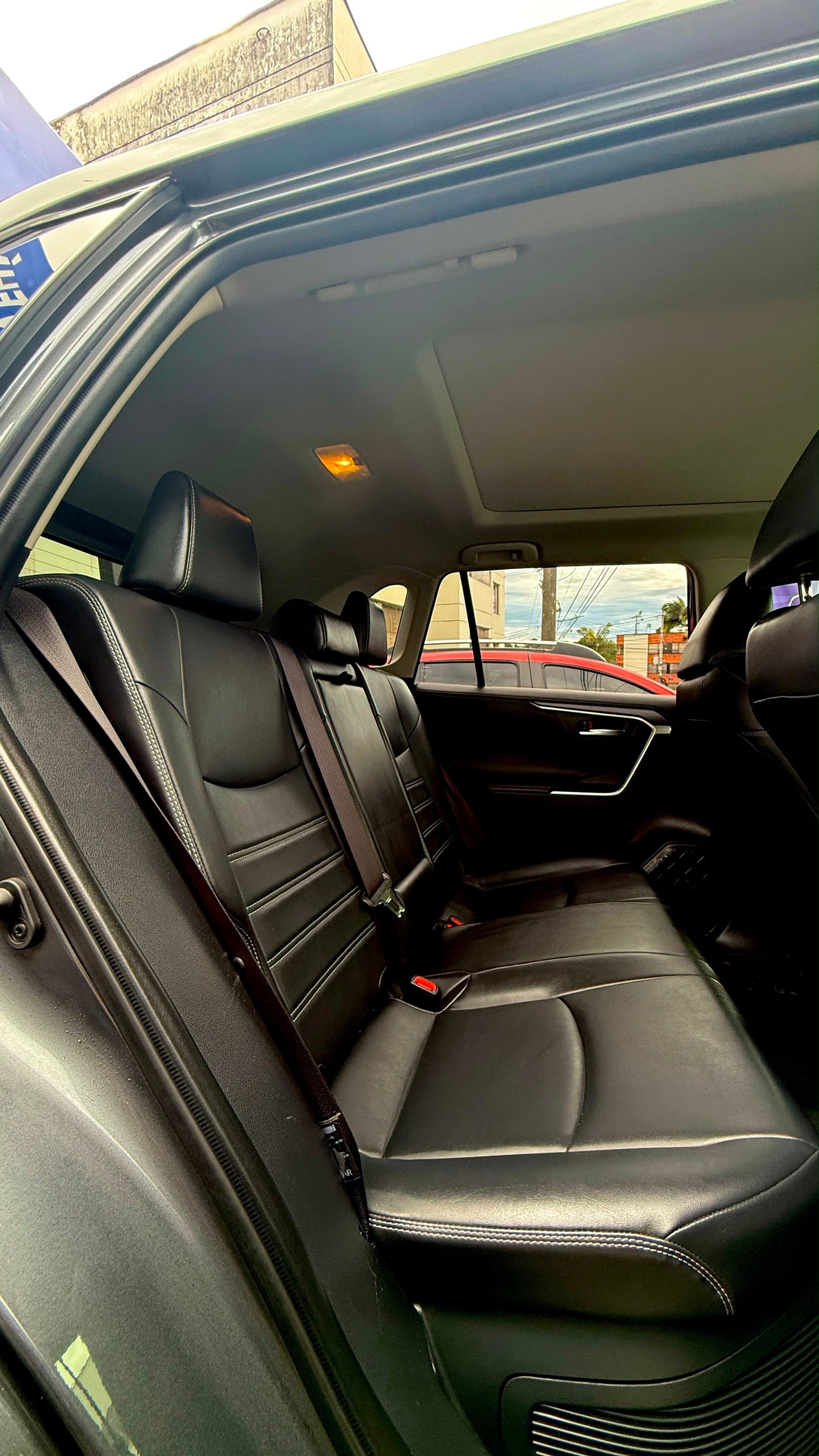 TOYOTA RAV4 LIMITED 2.5 HÍBRIDA 4x4 2021 AUTOMÁTICA