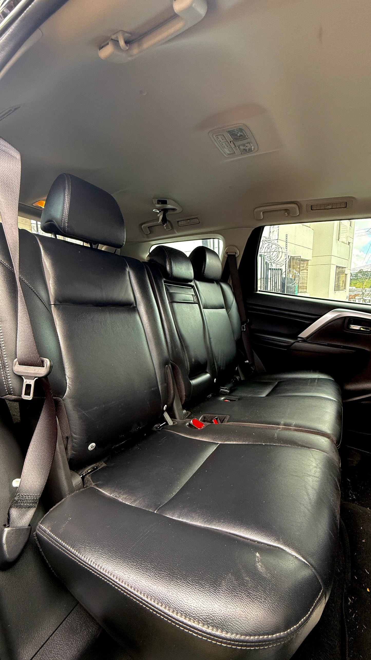 MITSUBISHI MONTERO SPORT 4x4 2.5 DIESEL 2023 AUTOMÁTICA