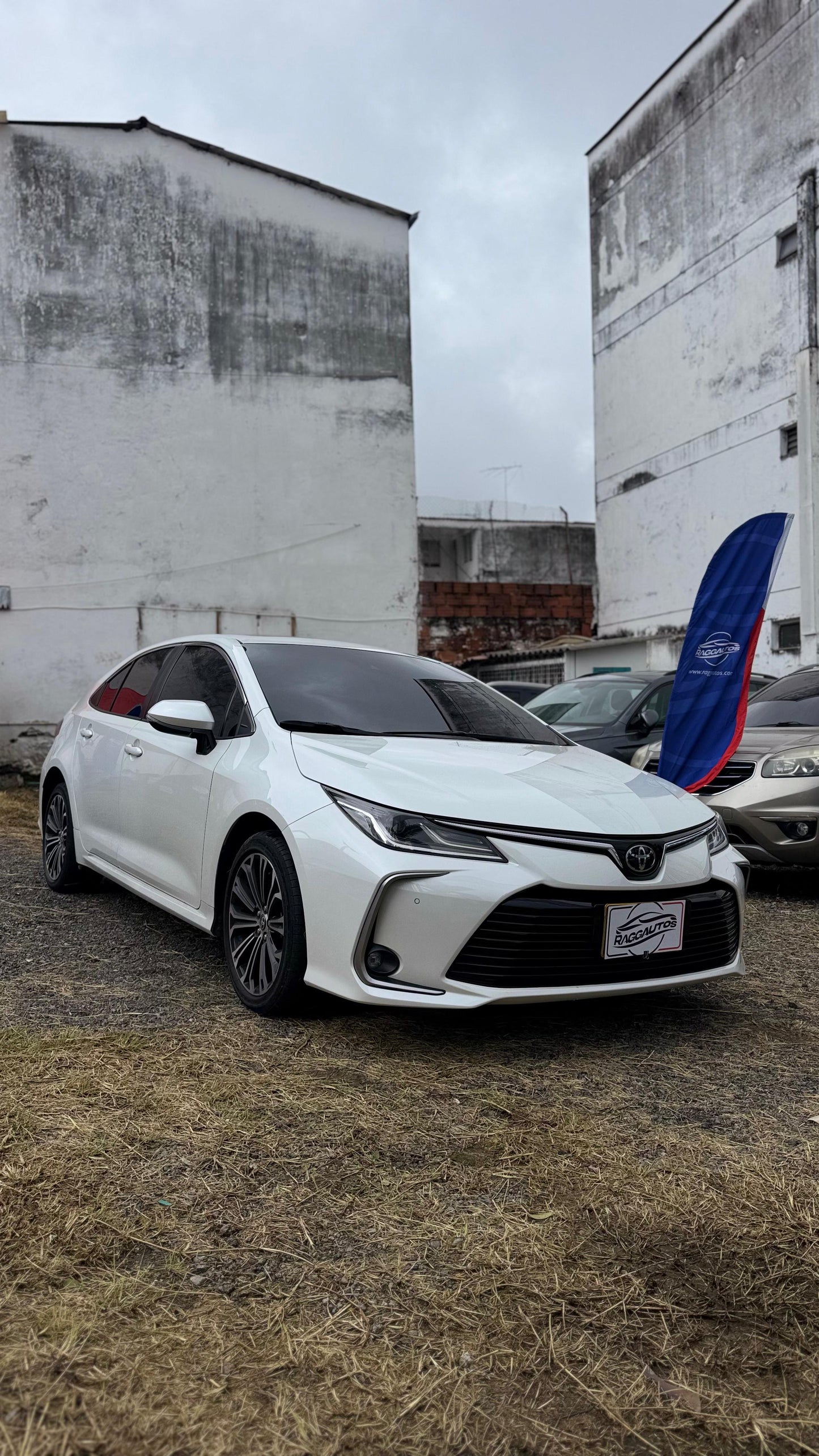 TOYOTA COROLLA SEG 2.0 2023 AUTOMÁTICA