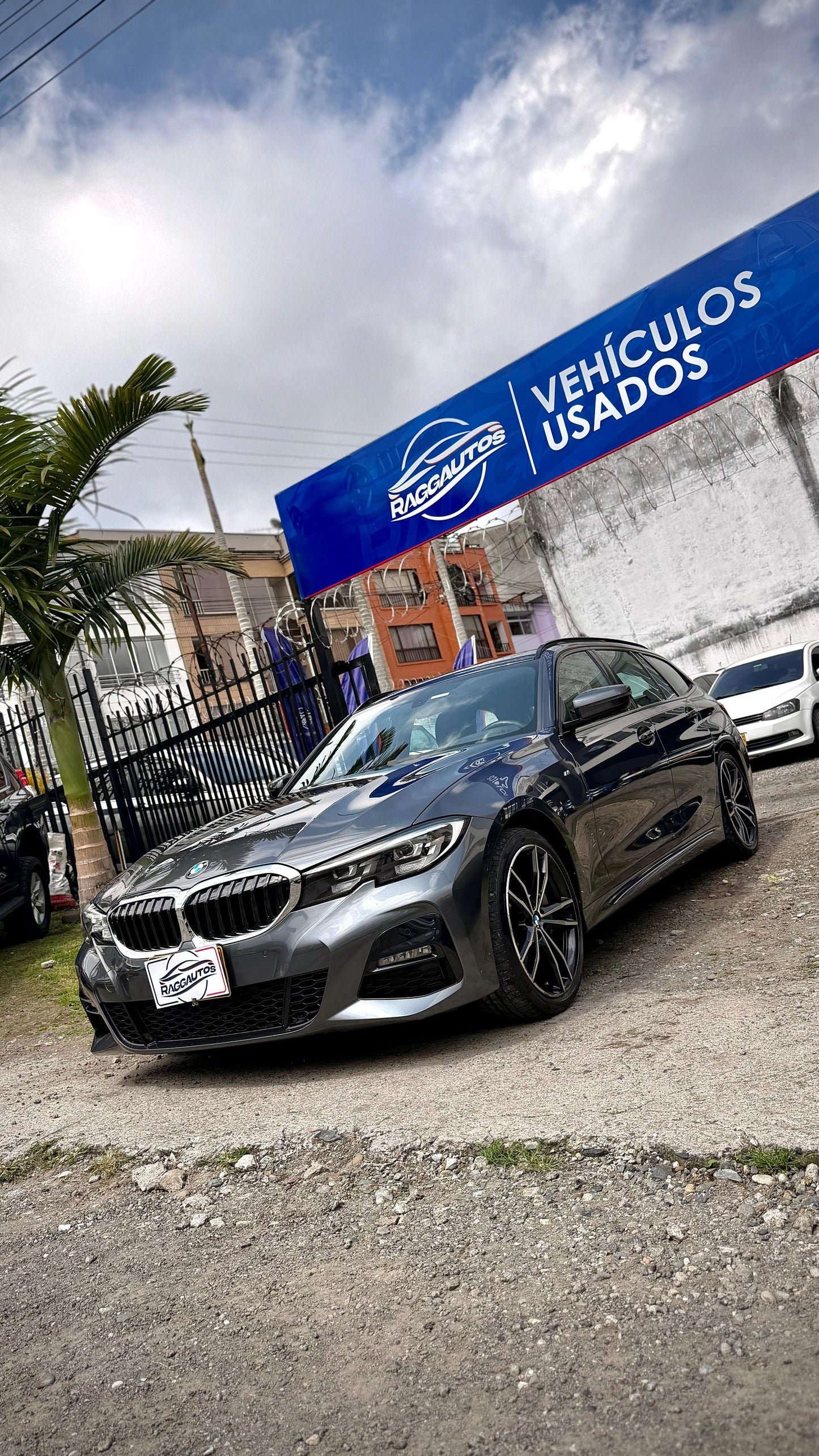 BMW 330i 2.0 PAQUETE M 2022 AUTOMÁTICO