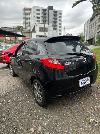 MAZDA 2 1.5 2009 AUTOMÁTICO