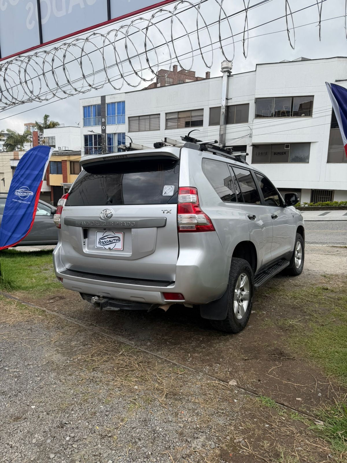 TOYOTA LAND CRUISER PRADO TX 2018 AUTOMÁTICA