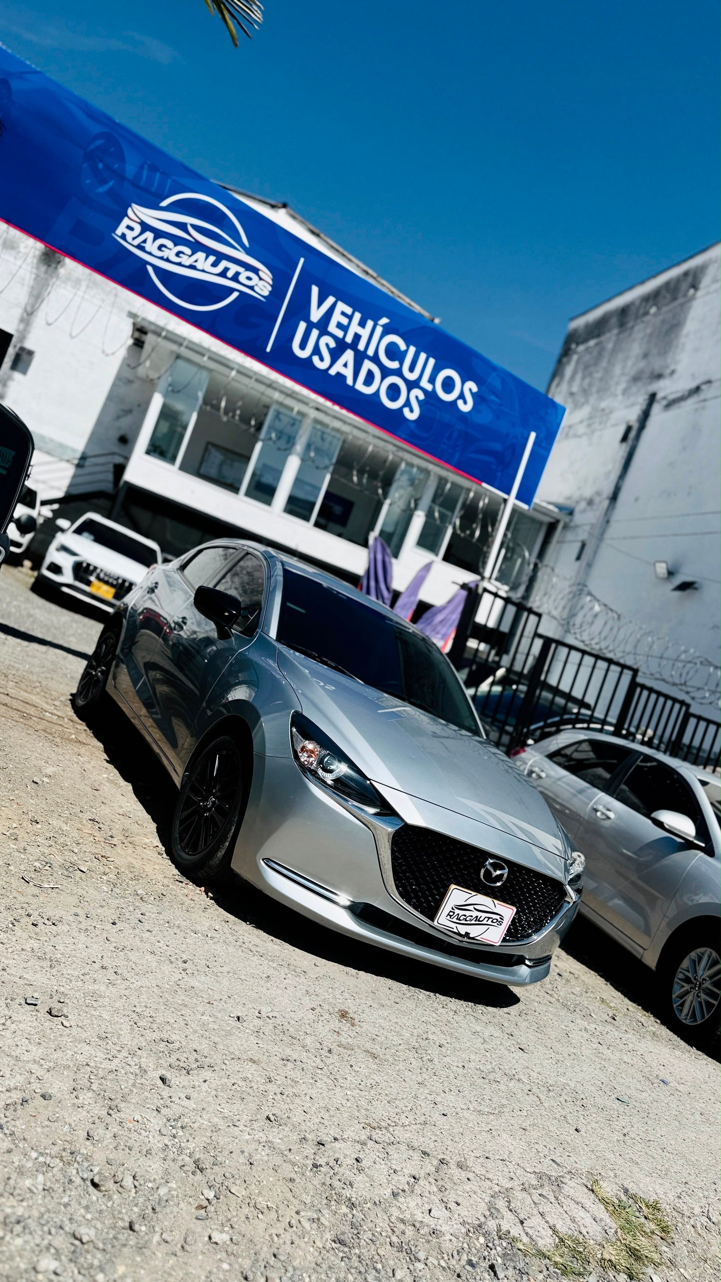MAZDA 2 1.5 TOURING 2024 AUTOMÁTICO