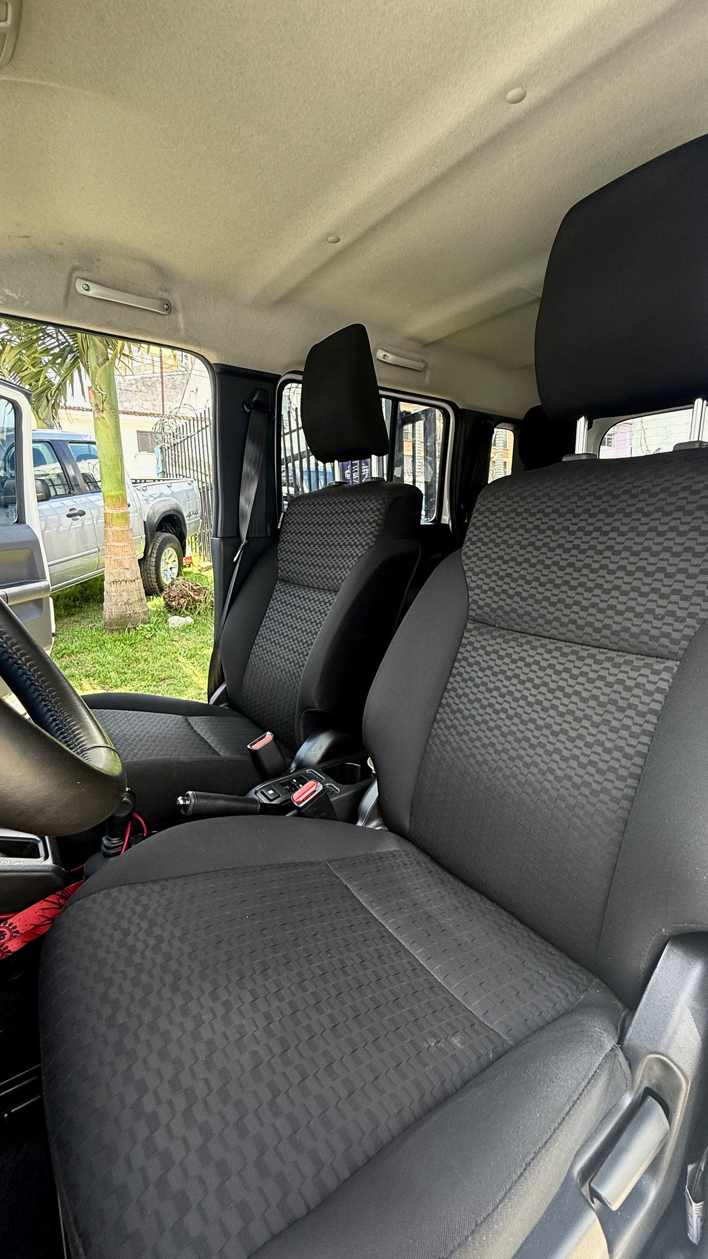 SUZUKI JIMNY ALL GRIP 4X4 FULL EQUIPO 2025 AUTOMÁTICA