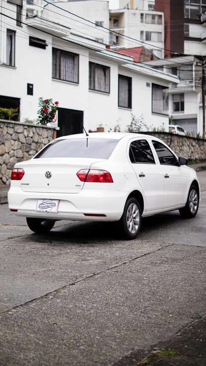 VOLKSWAGEN VOYAGE 1.6 COMFORTLINE 2016 MECÁNICO