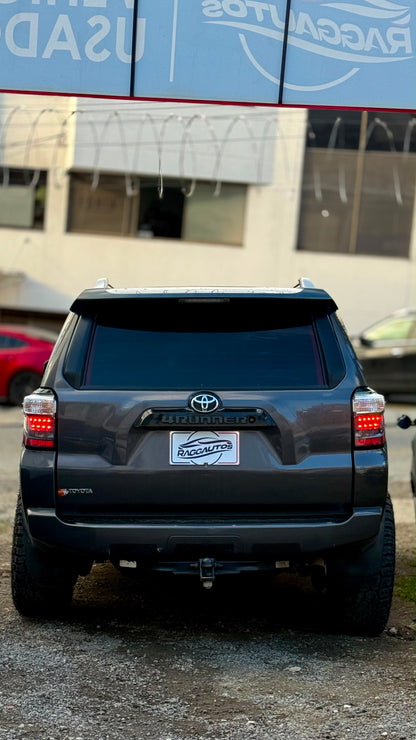 TOYOTA 4RUNNER SR5 4.0 4x4 2016 AUTOMÁTICA