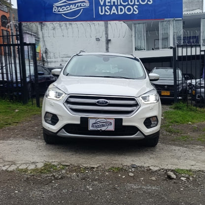 FORD ESCAPE TITANIUM 2.0 2018 AUTOMÁTICA