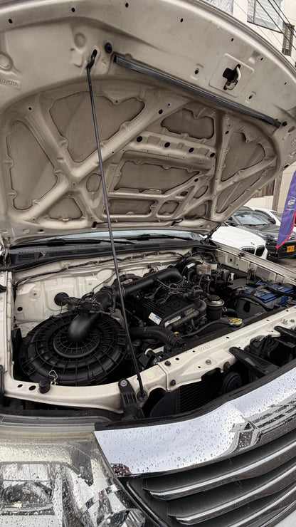 TOYOTA FORTUNER GASOLINA 4x2 2014 AUTOMÁTICA